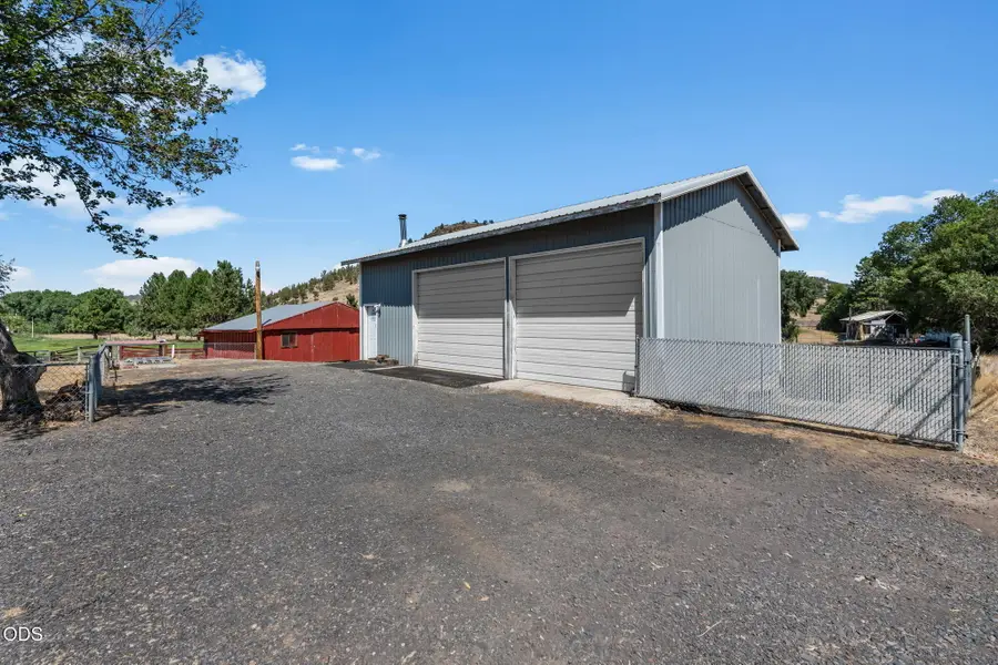 2185 SE Paulina Highway, Prineville, OR 97754 - #3
