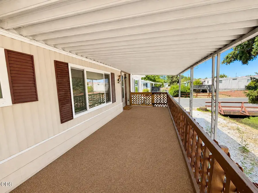 301 Freeman Road #UNIT 56, Central Point, OR 97502 - #3