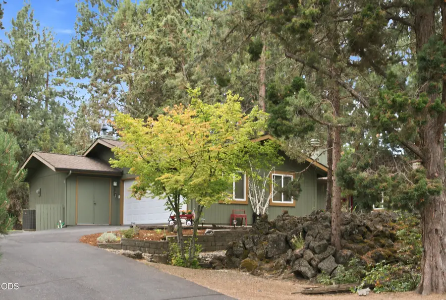 20453 Mainline Road, Bend, OR 97702 - #2