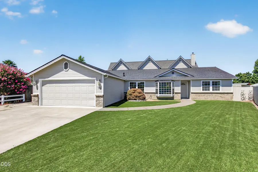 182 Justin Court, Central Point, OR 97502 - #2