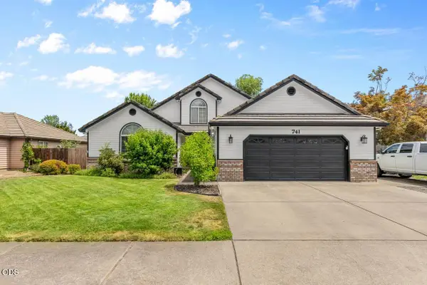 741 Lynn Lane, Central Point, OR 97502