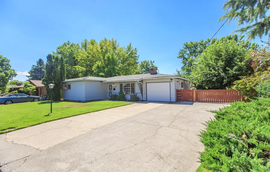 110 Windsor Way, Central Point, OR 97502 - #2