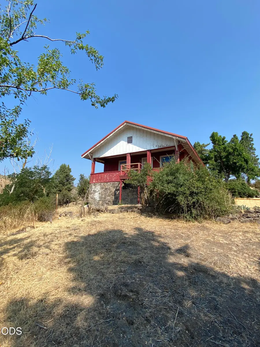 700 Stanford Street, Klamath Falls, OR 97601 - #2