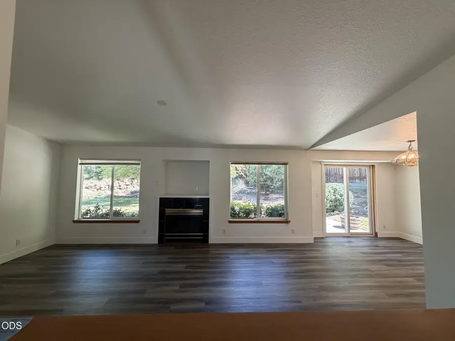 1522 NE Locksley Drive, Bend, OR 97701 - #3