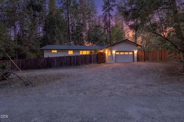 4184 E Evans Creek Road, Rogue River, OR 97537