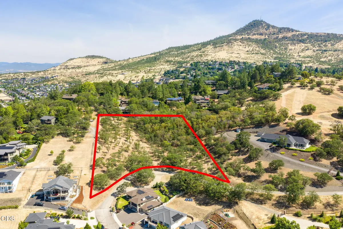 3655 Aerial Heights Drive, Medford, OR 97504 - #1