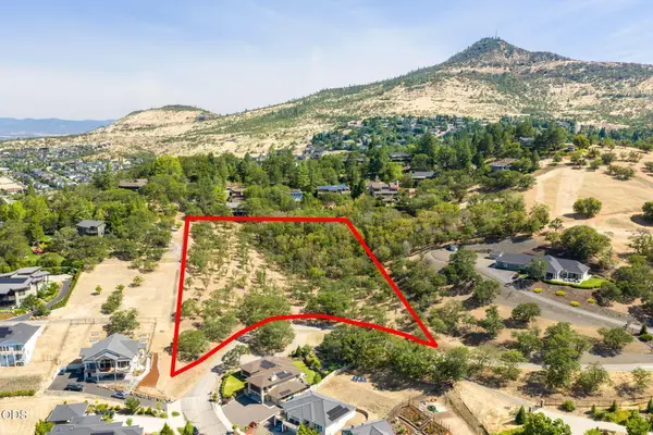 3655 Aerial Heights Drive, Medford, OR 97504