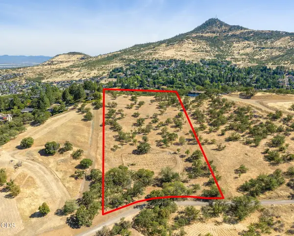 Aerial Heights Drive #154459-1, Medford, OR 97504