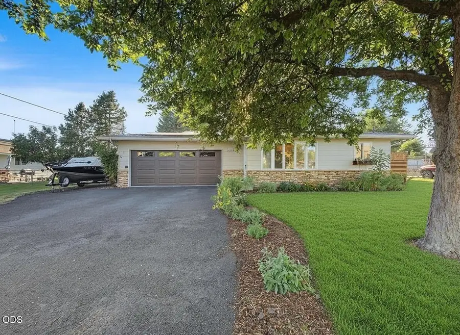 3608 Hope Street, Klamath Falls, OR 97603 - #2