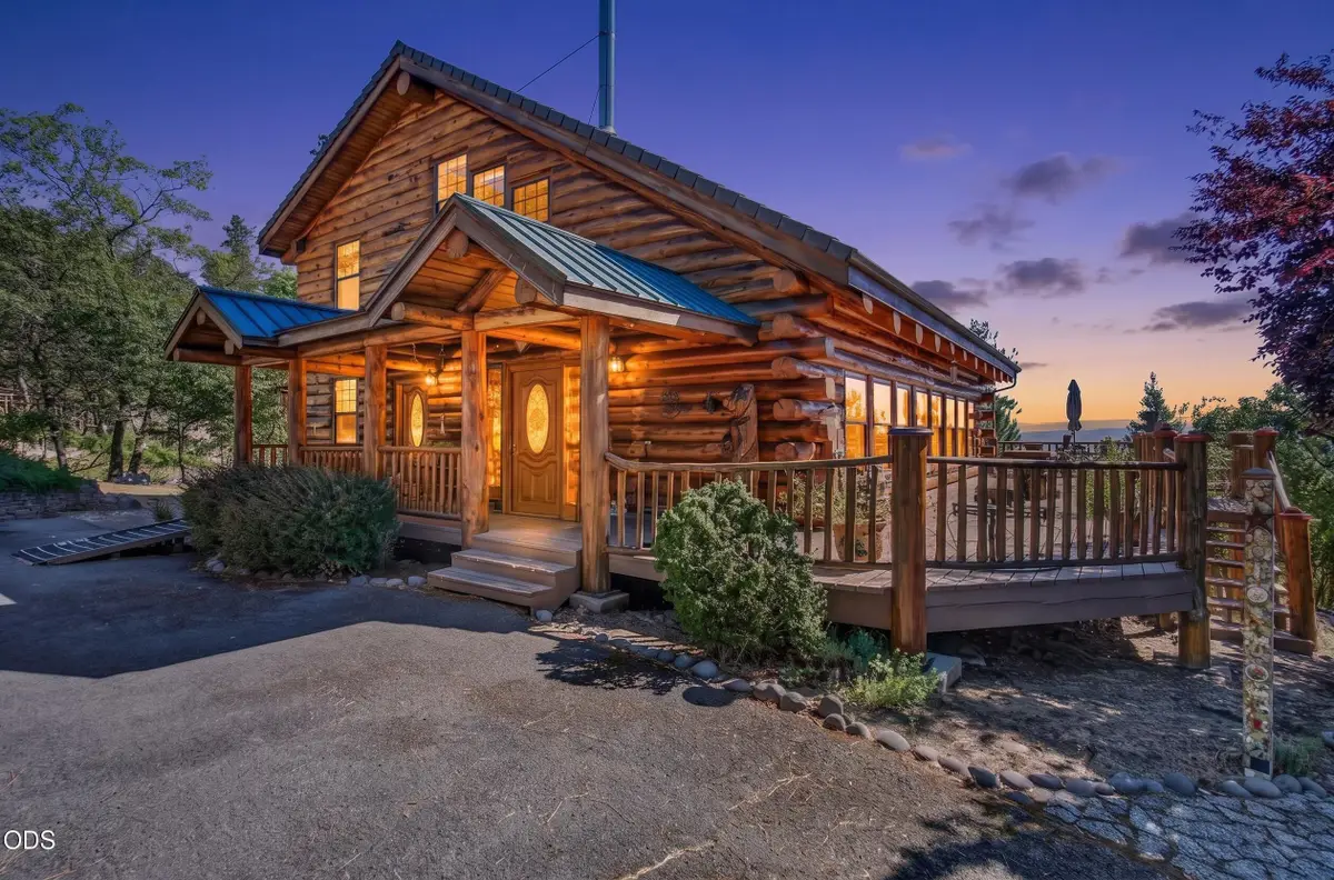 400 Morton Way, Jacksonville, OR 97530 - #1