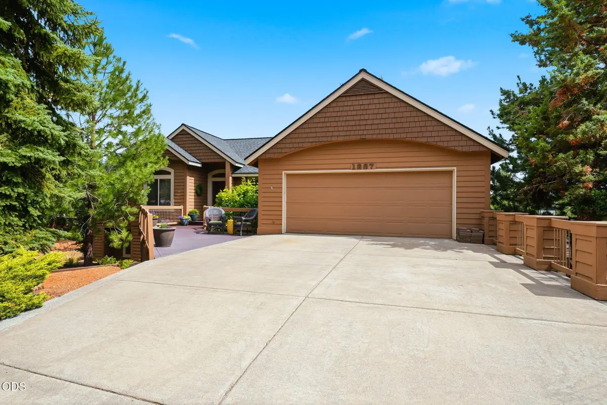 1287 NW City Heights Drive, Bend, OR 97703 - #1
