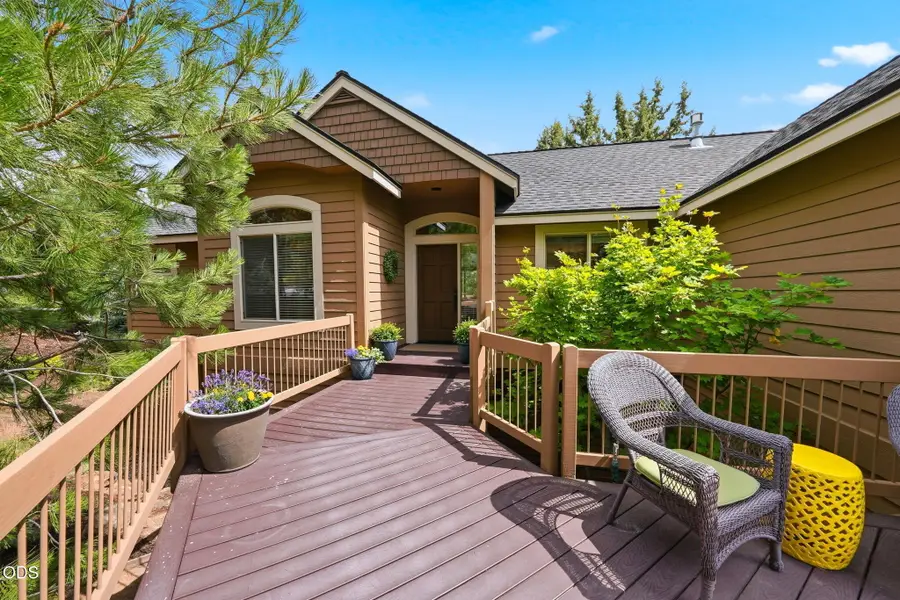 1287 NW City Heights Drive, Bend, OR 97703 - #2