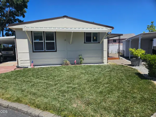 2385 Table Rock Road #SPC 102, Medford, OR 97501