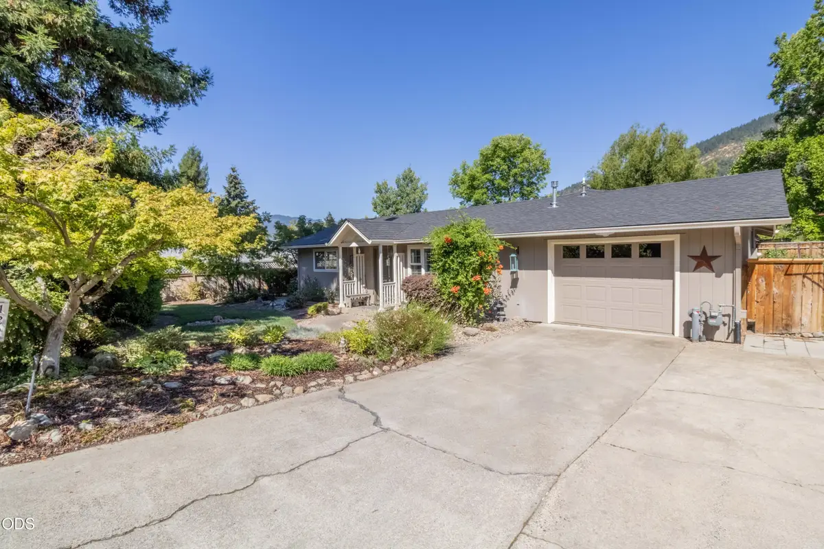 122 Swarthout Drive, Grants Pass, OR 97527 - #1