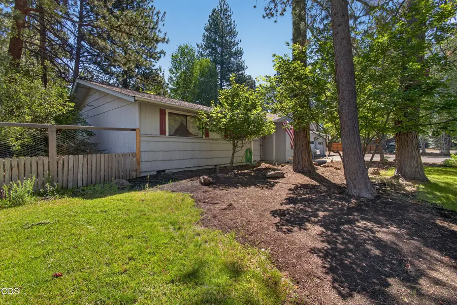60822 Onyx Street, Bend, OR 97702 - #3