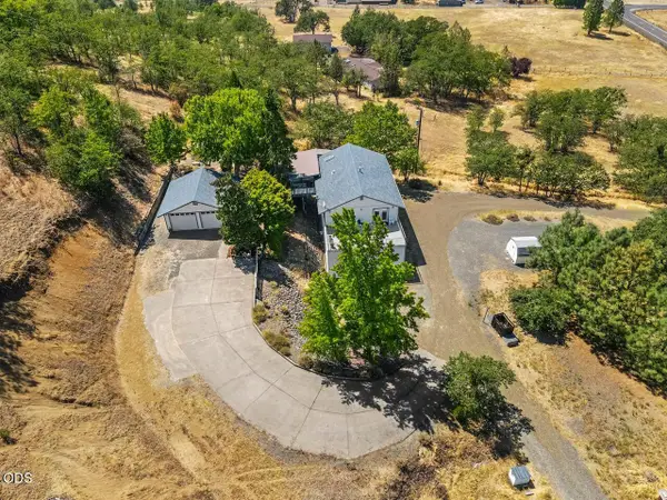 3375 Dodge Road, White City, OR 97503