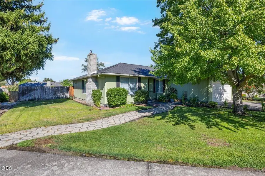 3031 Cheltenham Way, Medford, OR 97504 - #3