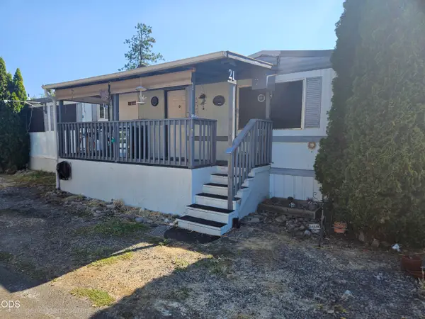 380 W Gregory Road #UNIT 21, Central Point, OR 97502