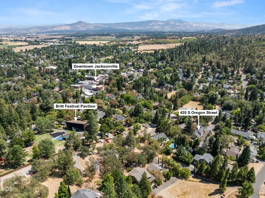 420 S Oregon Street, Jacksonville, OR 97530 - #2