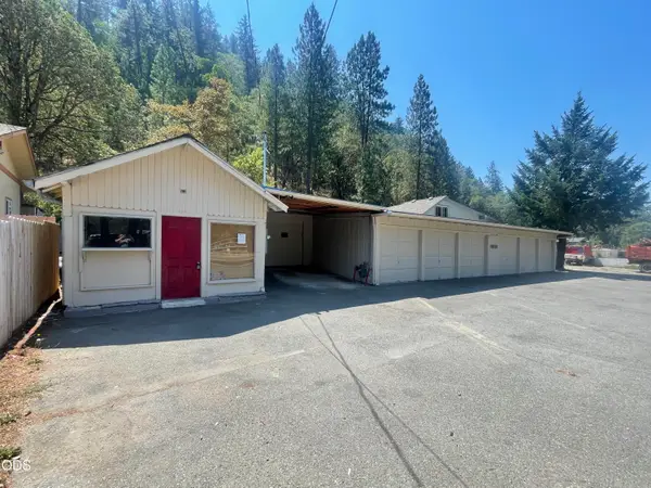 8775 Rogue River Highway, Grants Pass, OR 97527