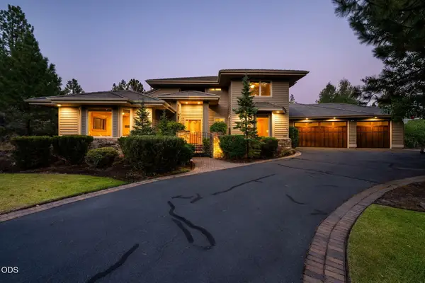 146 NW Skyliner Summit Loop, Bend, OR 97703