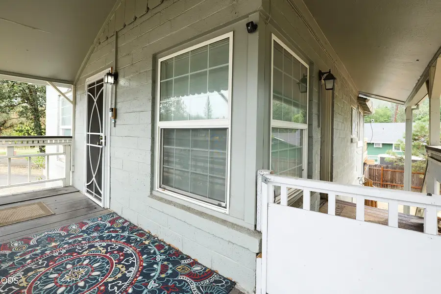 22172 Highway 62, Shady Cove, OR 97539 - #3