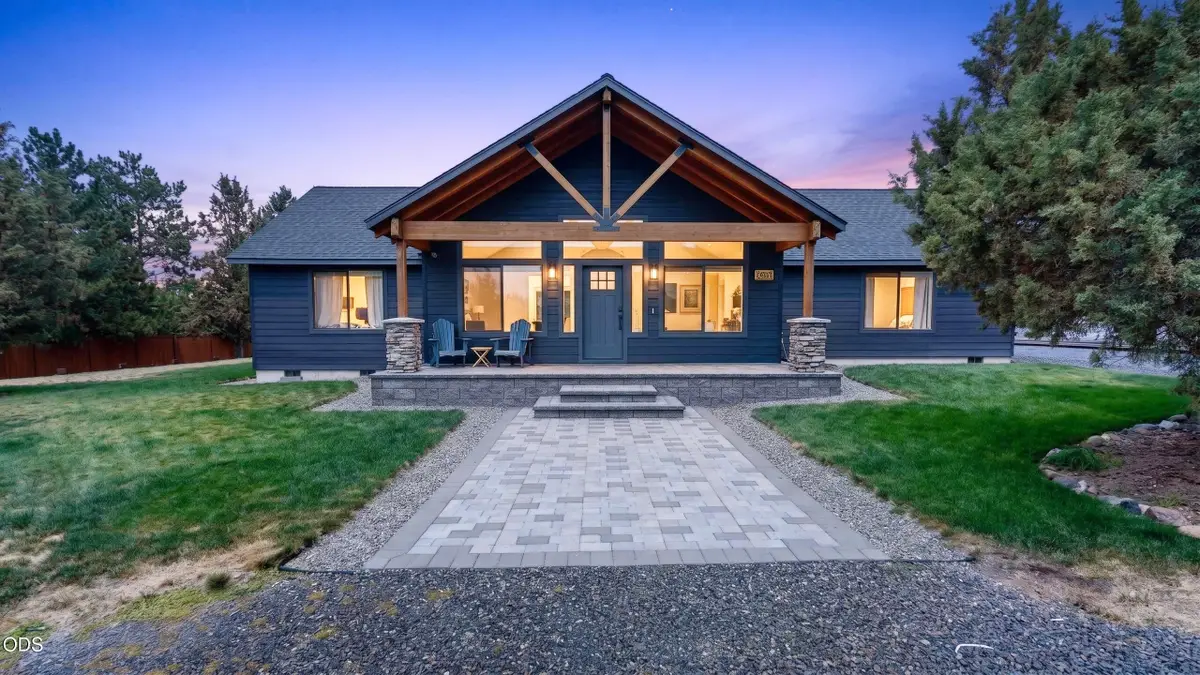 2955 SW Bentwood Drive, Redmond, OR 97756 - #1