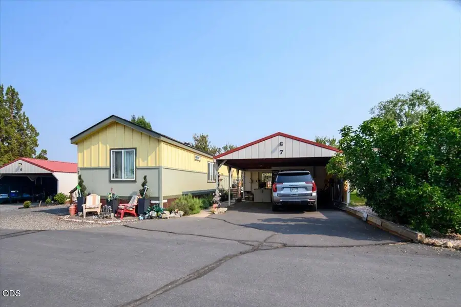 6100 S Highway 97 #7, Redmond, OR 97756 - #2