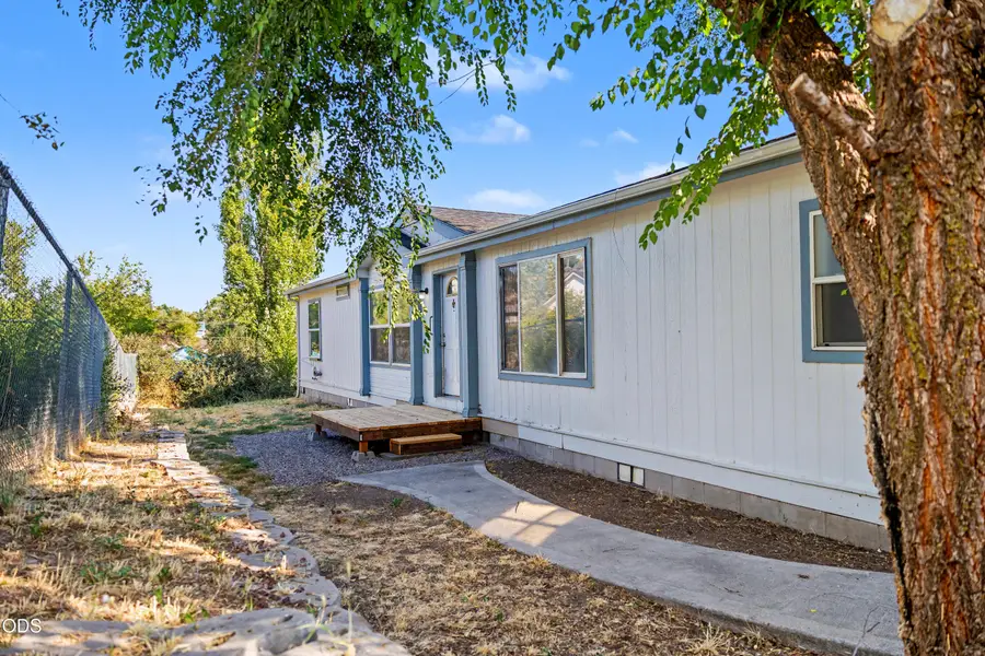 863 California Avenue, Klamath Falls, OR 97601 - #2