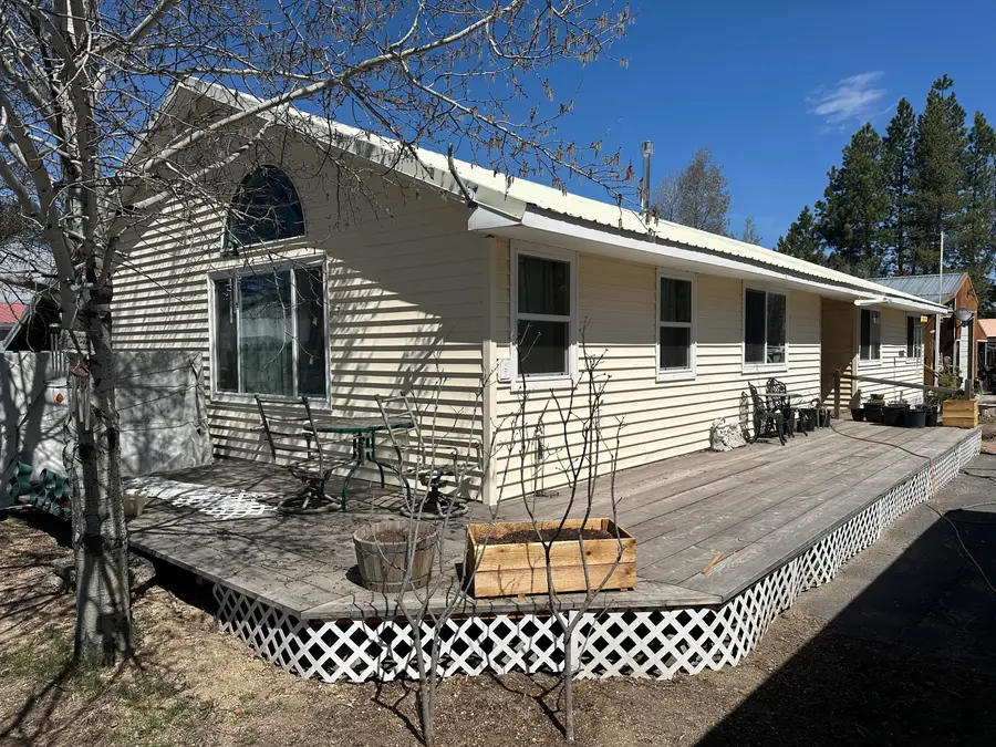 136350 Main Street, Crescent, OR 97733 - #2