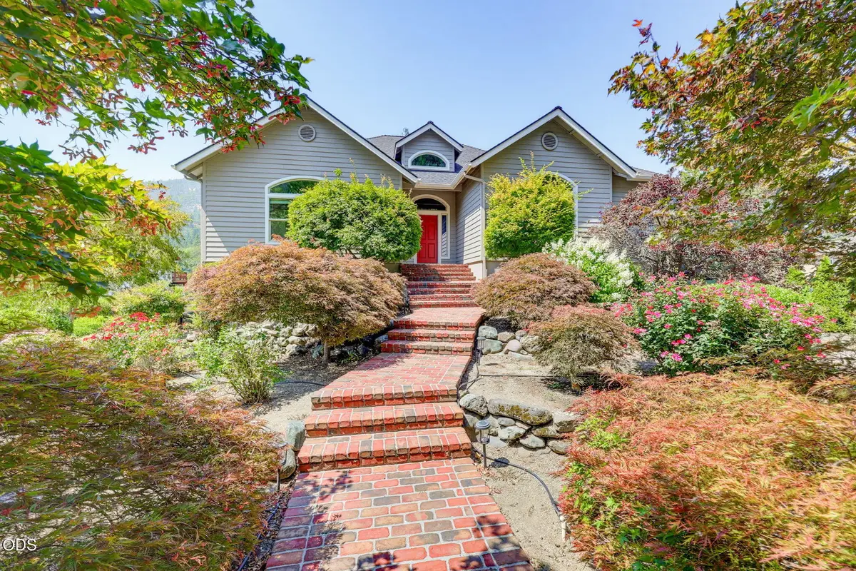 8158 Rogue River Highway, Grants Pass, OR 97527 - #1