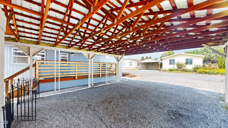 6100 S Highway 97 #UNIT 15, Redmond, OR 97756 - #3