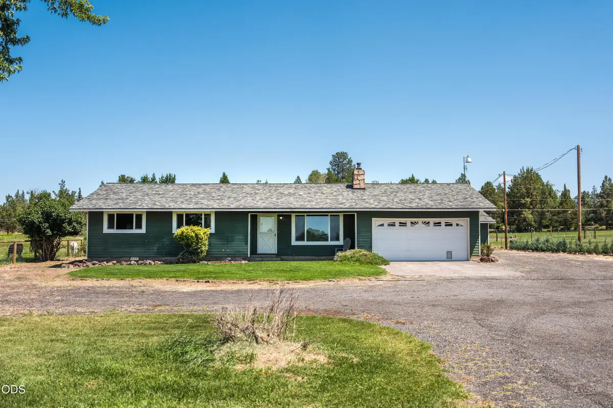 1714 NW 53rd Street, Redmond, OR 97756 - #1