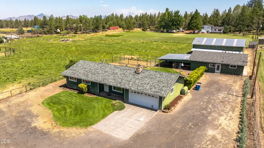1714 NW 53rd Street, Redmond, OR 97756 - #3