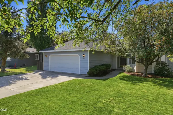 3389 NE Stonebrook Loop, Bend, OR 97701