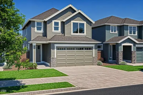 3063 NE Brownstone Drive, Bend, OR 97701