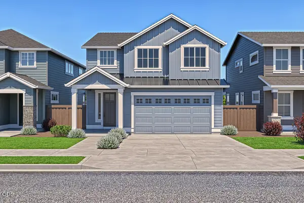 3044 NE Brownstone Place, Bend, OR 97701