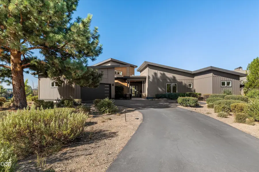 61649 Hosmer Lake Drive, Bend, OR 97702 - #2
