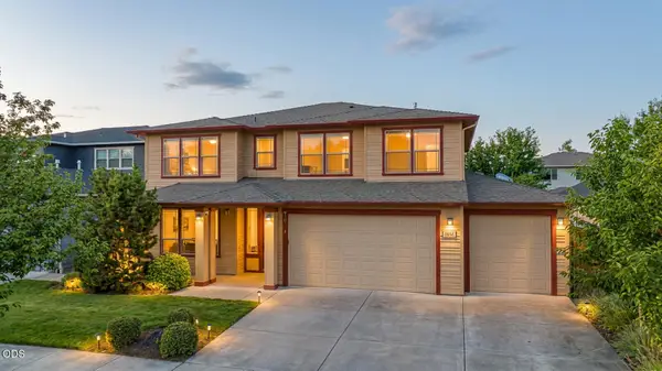 2934 NE Dogwood Drive, Bend, OR 97701