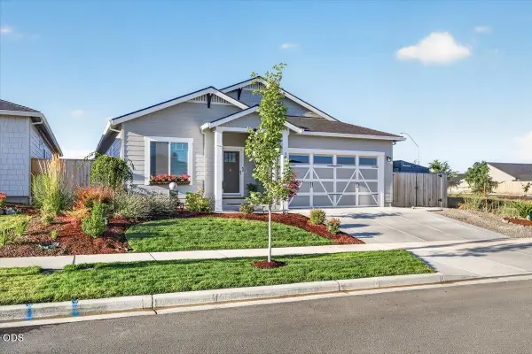 3710 Carlin Drive, Medford, OR 97504