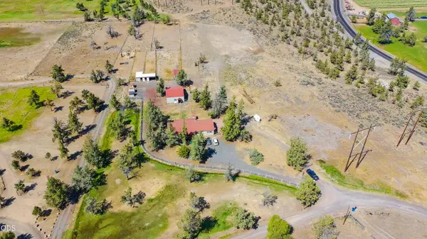 4451 NW Quince Lane, Redmond, OR 97756