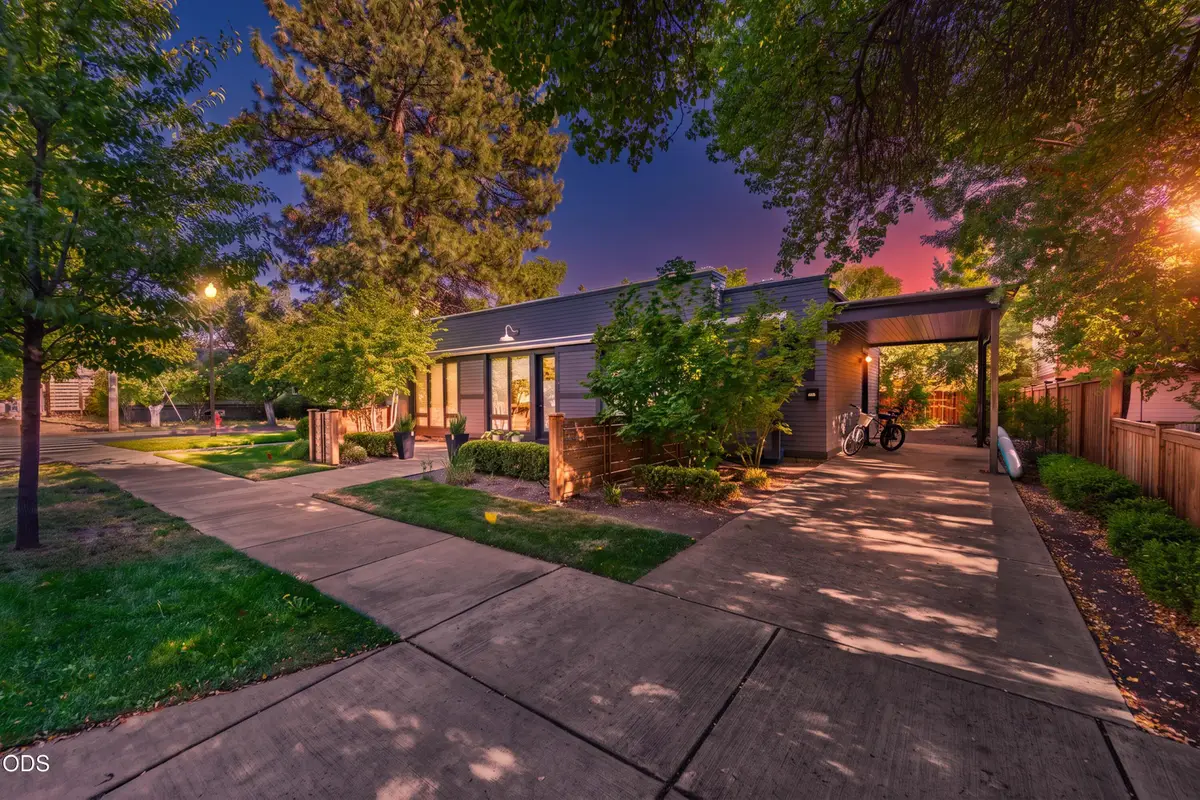 711 NW Georgia Avenue, Bend, OR 97703 - #1