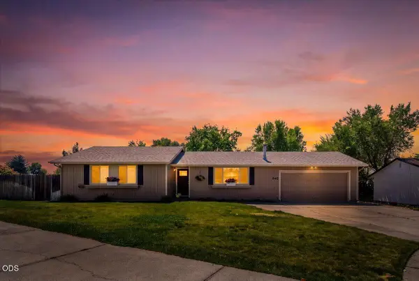 942 NW Maple Court, Redmond, OR 97756