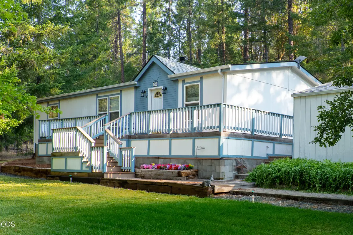 1700 Sykes Creek Road, Rogue River, OR 97537 - #1