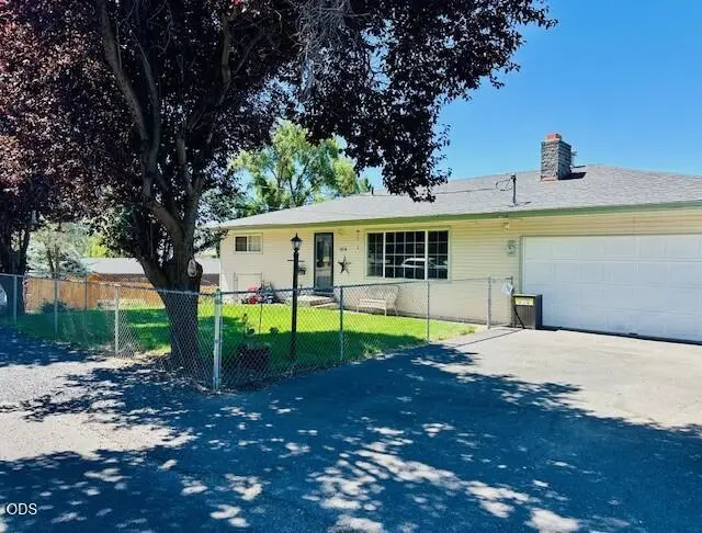 1814 Carlson Drive, Klamath Falls, OR 97603 - #1