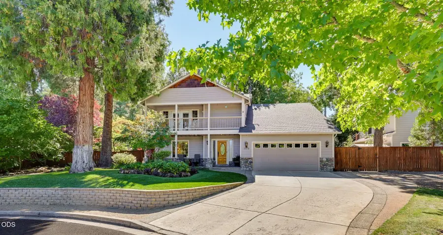 1075 Anglers Place, Shady Cove, OR 97539 - #2
