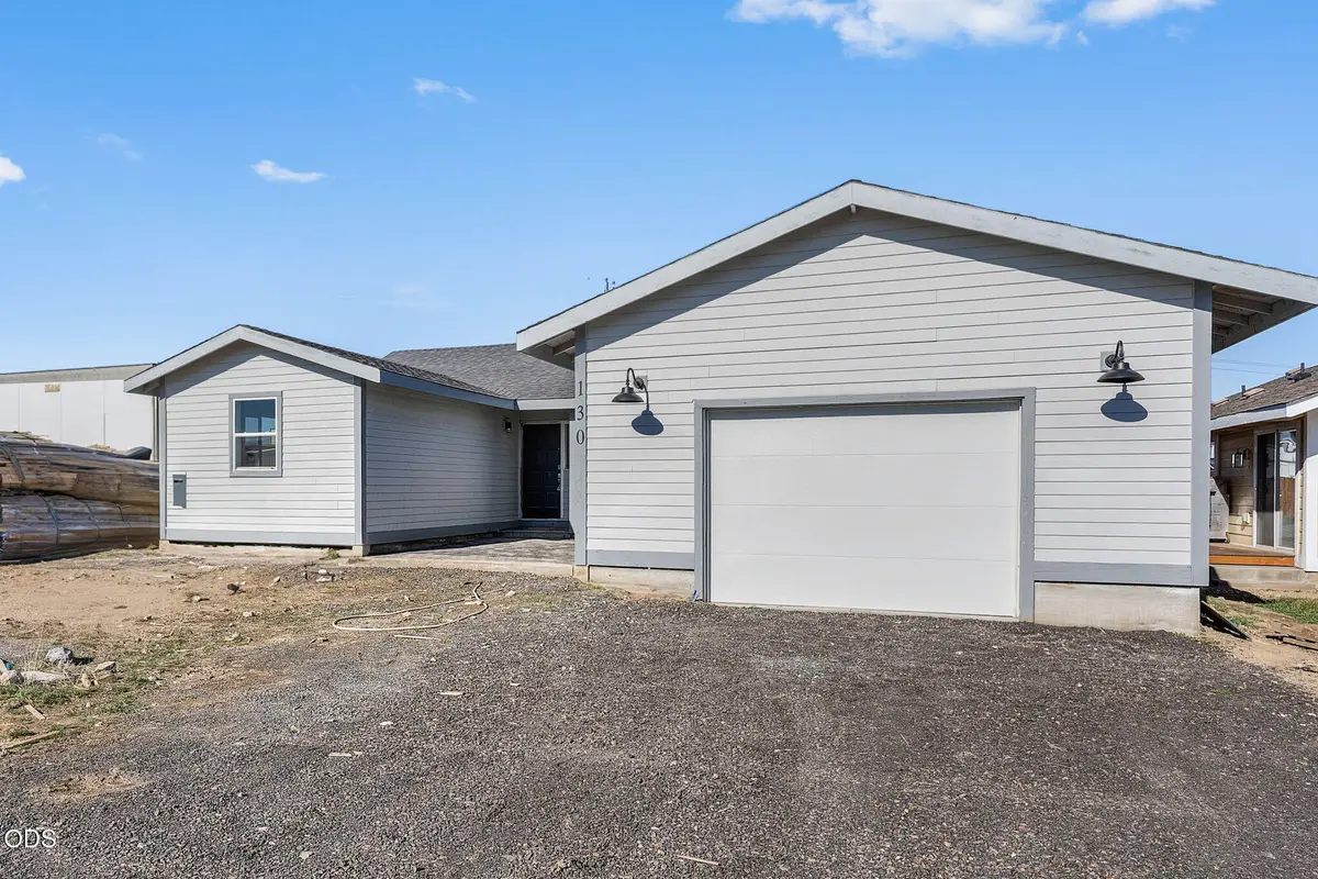 130 NW Cleveland, Madras, OR 97741 - #1