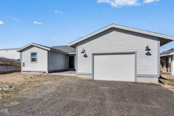 130 NW Cleveland, Madras, OR 97741
