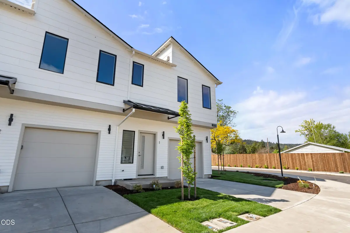 2024 Sunset Drive #2, Medford, OR 97501 - #1
