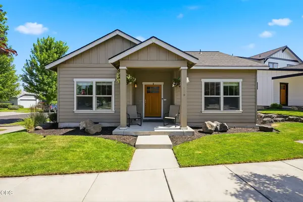 61420 SE Lana Way, Bend, OR 97702